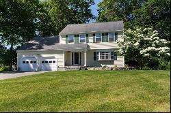 10 Wescott Circle, Tewksbury MA 01876