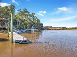 1525 W Black Island Road, Darien GA 31305