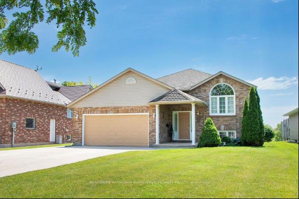 118 Colbeck Dr, Welland ON L3C7B2