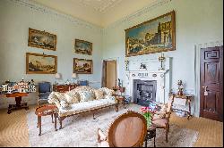 Grade I listed wing of palladian mansion in 19 acres of communal parkland