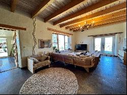 267 Gallina Canyon Rd, Taos NM 87571