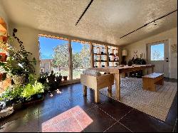 267 Gallina Canyon Rd, Taos NM 87571