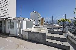 Triplex penthouse in prime Ipanema location