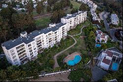 Apartment with ocean view in Marbella