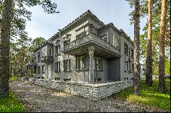 Tiidemanni Villa, Nomme, Tallin, Estonia