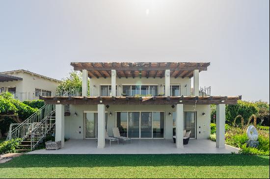 Two-Story Villa with a Pool by the Sea of Galilee