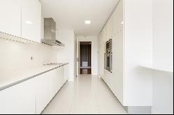 Flat, 2 bedrooms, for Sale