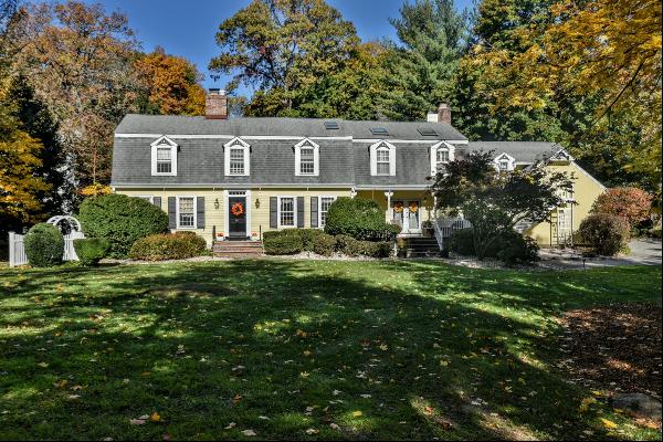 881 Circle Avenue, Franklin Lakes, NJ, 07417, USA