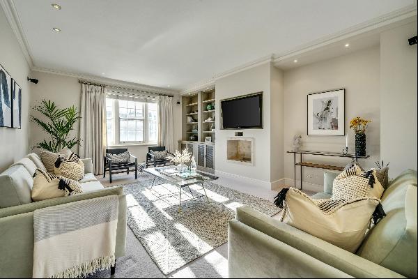 A three bedroom flat for sale on Eaton Place, Belgravia, with direct lift access and roof 