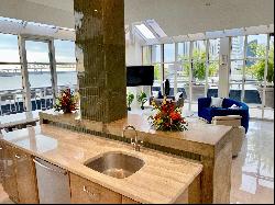 620 Decatur Street, New Orleans, LA 70130-The Penthouse at Jax