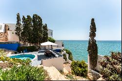 Impressive Villa with Direct Access to the Sea in Malaga