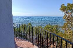 Impressive house on a cliff in Sitges with 360º panoramic views