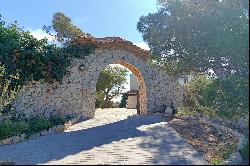 Impressive house on a cliff in Sitges with 360º panoramic views