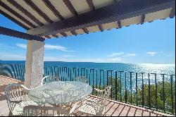 Impressive house on a cliff in Sitges with 360 panoramic views