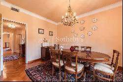 Elegant apartment in the historic center of Verona