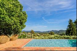 Le Castellet - Exceptional Villa with Sea View on a 2-Hectare Property