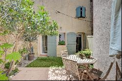 Maison de village avec terrasse tropézienne