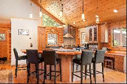 Your Ideal Horse Property Awaits in the Rocky Mountain Foothills!