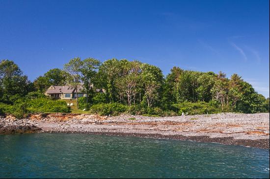 Coastal Maine Paradise in Godfrey Cove - York