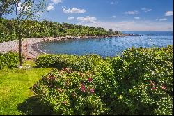 Coastal Maine Paradise in Godfrey Cove - York