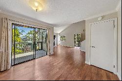 Spacious Sausalito Condominium