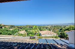 Sanary-sur-Mer, le Brusc - Sea view villa in a private residence