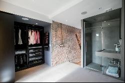 Fantastic renovated penthouse a stone's throw from the Sagrada Familia