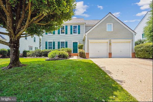 1922 Woodford Road, Vienna VA 22182