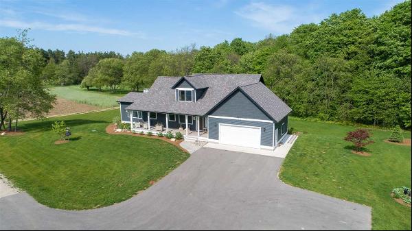 5349 Flyway Drive, Harbor Springs MI 49740