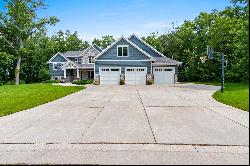 3609 GLEN OAKS Pass, Green Bay WI 54311