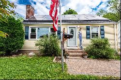 30 Lexington Street, Wethersfield CT 06109