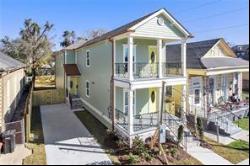 2517 Ursulines Avenue, New Orleans LA 70119