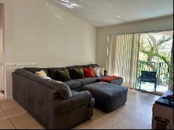 6801 SW 44th St Unit 302, Miami FL 33155