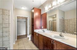 400 17th Street NW #2213, Atlanta GA 30363