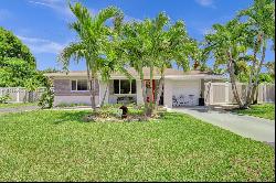 4280 NE 1st Ter, Oakland Park FL 33334