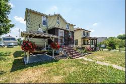 611 S Chestnut St, Scottdale PA 15683