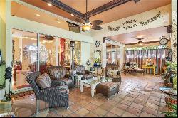 204 Monterey Dr, Naples FL 34119