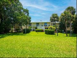 4023 Silver Palm Drive Unit 10, Vero Beach FL 32963