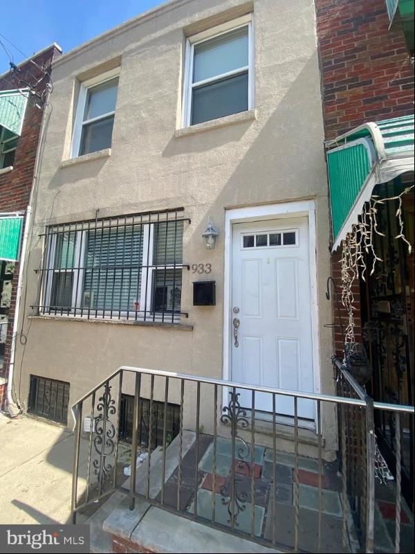 933 Cantrell Street, Philadelphia PA 19148