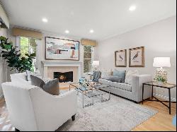 Charming Two-Story Vintage Oaks Home in Prime Menlo Park Location