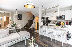 Beautiful End Unit Townhome