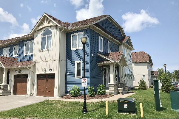 Beautiful End Unit Townhome