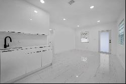 5509 NW 5th Ct, Miami, FL