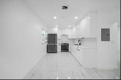 5509 NW 5th Ct, Miami, FL