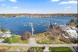 Direct waterfront lot on Mason's Island