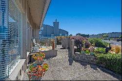 21597 Heron Drive, Bodega Bay, CA 94923