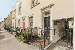 A characterful cottage, located close to Sloane Square