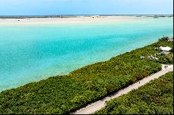 Elevated Oceanfront Lot in North Caicos