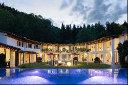 Mountain Paradise: Exquisite Estate Near Klagenfurt & Worthersee