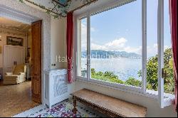 Enchanting period villa with lake view